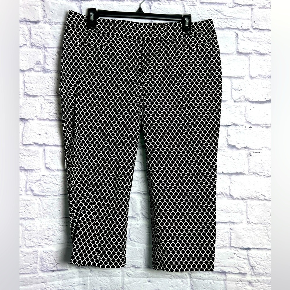 Apt. 9 Black and White Cropped Pants